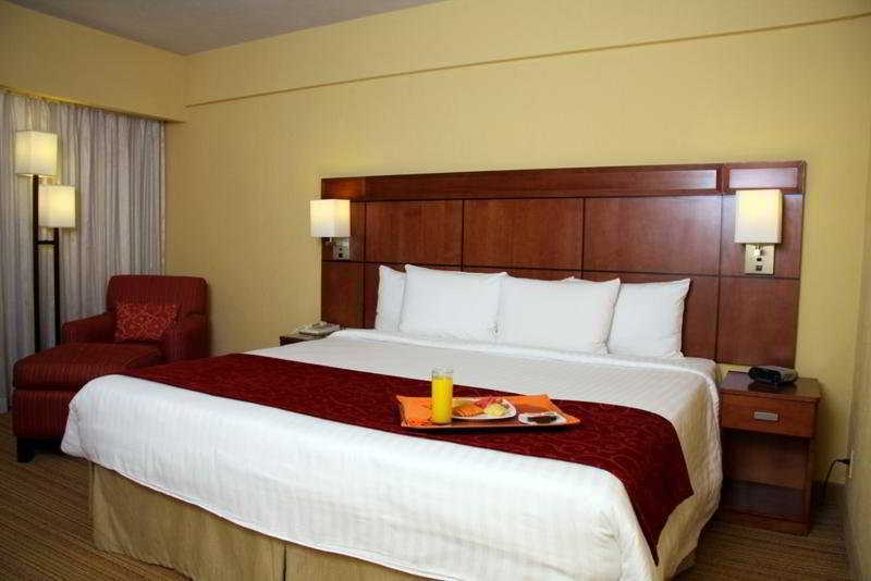 Fiesta Inn Puebla Las Animas Buitenkant foto